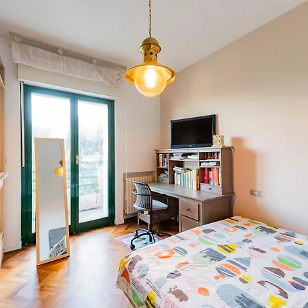 San Silvestro - Bright With Private Parking! *
