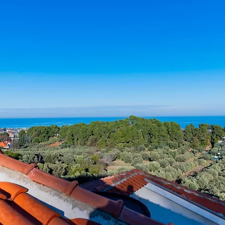 San Silvestro - Bright With Private Parking! * Pescara