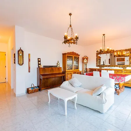 San Silvestro - Bright With Private Parking! * Pescara
